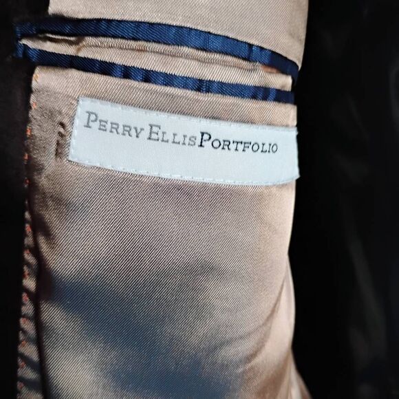 Vintage Perry Ellis Soft Velvet Men's Sport Coat in Chocolate Brown - Picture 9 of 10